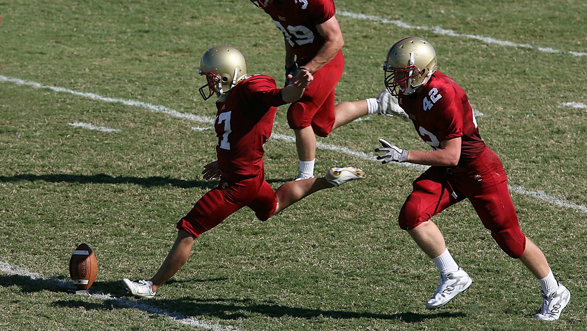 爱游戏在线娱乐官网-中国足球产业链创新项目展现强劲增长势头,中国足球产业的现状分析